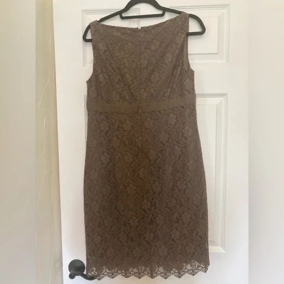 Red Valentino Mocha Silk Lace Dress w/Bow, Size 48 Euro - Picture 2 of 10